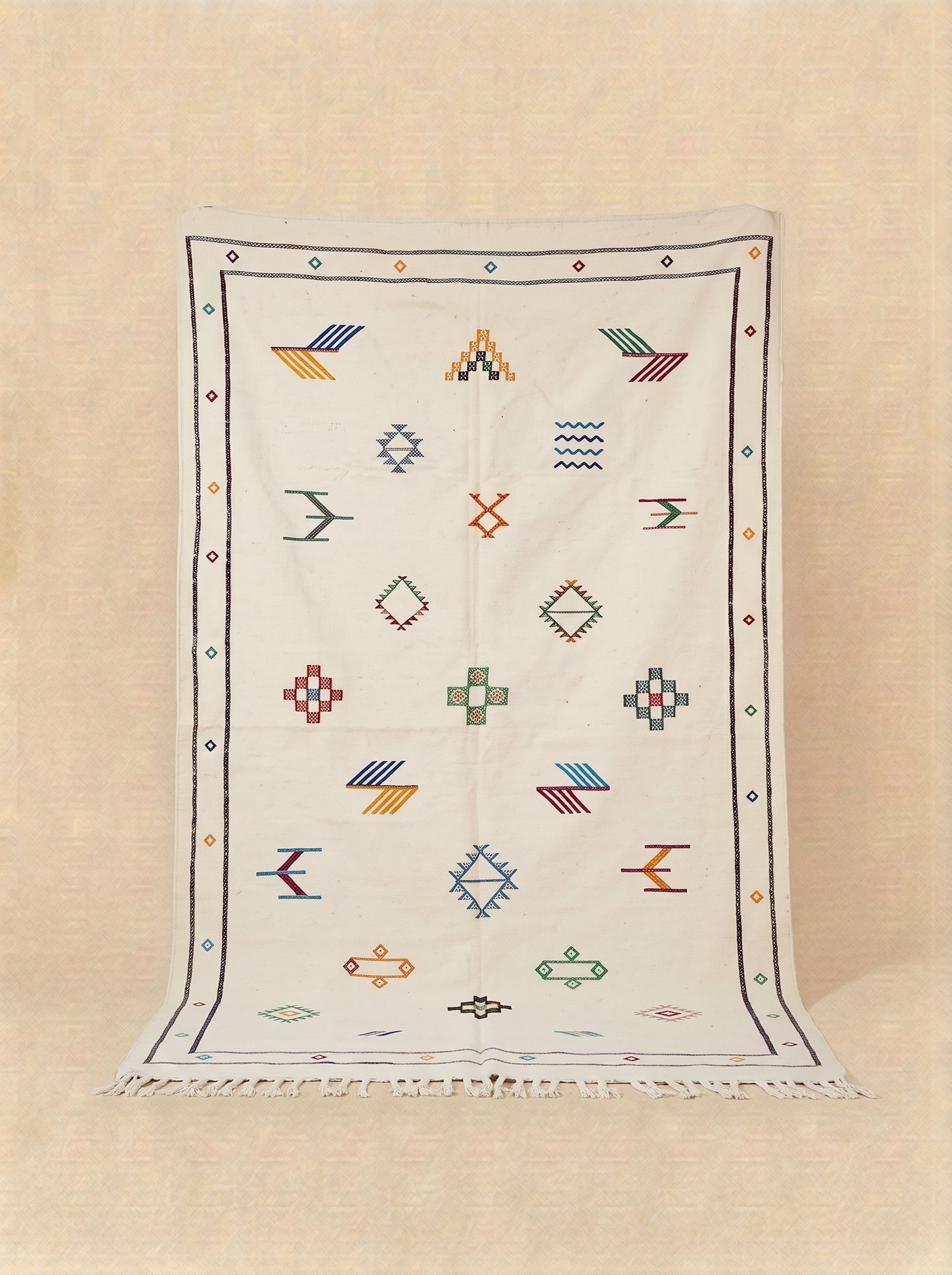Handwoven Moroccan Sabra Cactus Silk Rug - Vibrant White (150x90 cm)